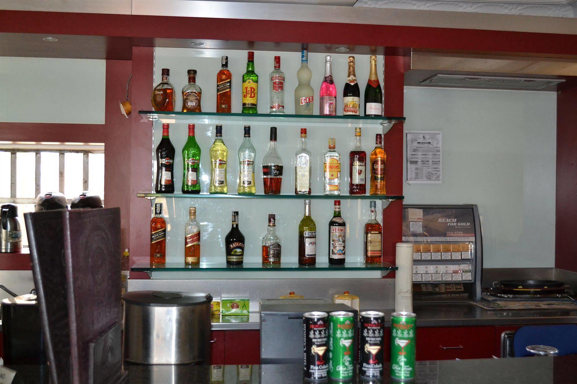 Azam Hotel Bamenda Екстериор снимка